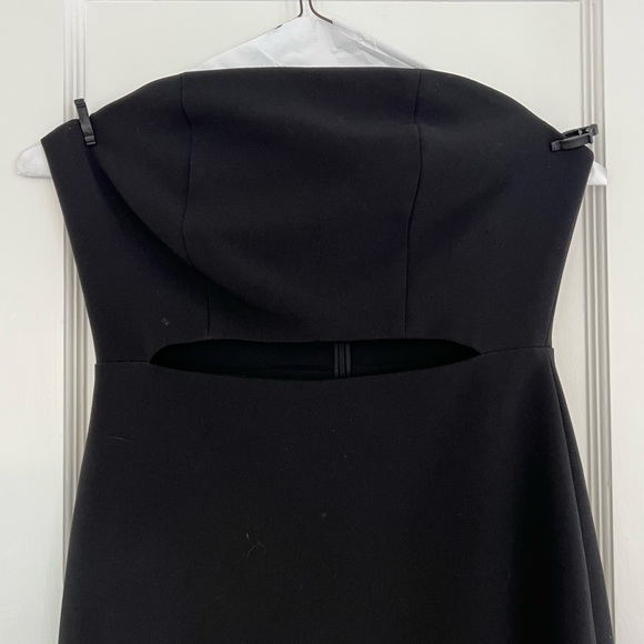 Revolve Raine Maxi - Picture 2 of 6